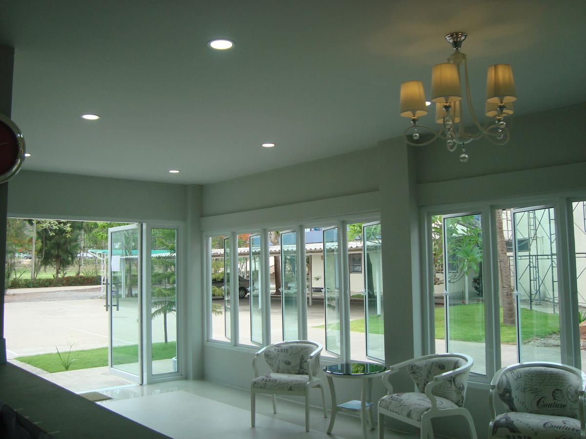 Addera Residence HHQ Esterno foto