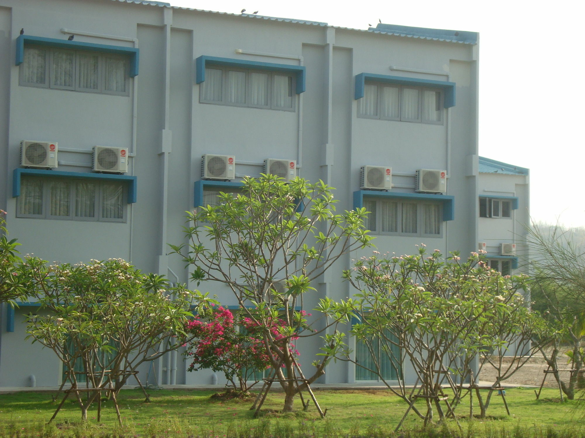 Addera Residence HHQ Esterno foto